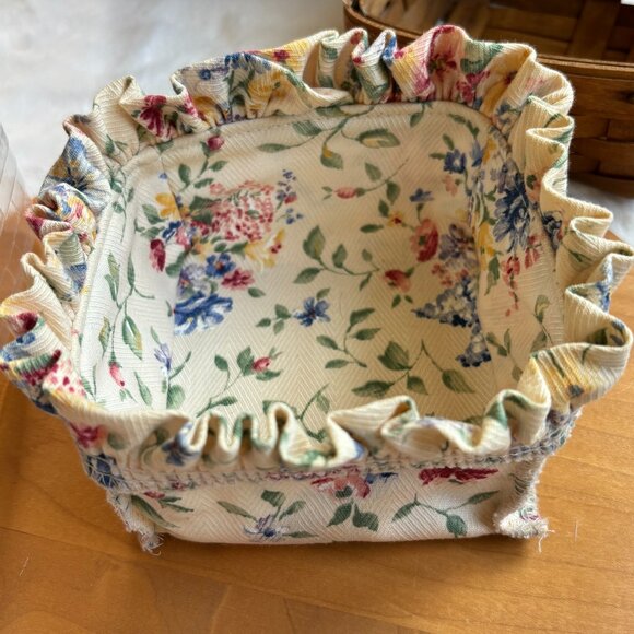 Vintage Longaberger Spring Floral Tarragon Basket Set With Protector Liners - Picture 10 of 16